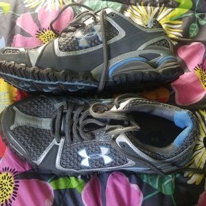 Underarmour sneakers
